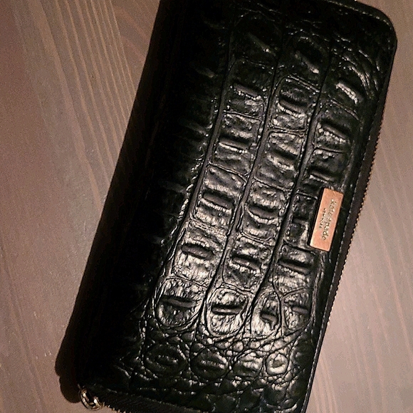 Kate Spade long zipper wallet - Picture 1 of 3